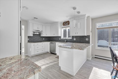 Tiny photo for 40 Vista Drive, Shelton, CT 06484 (MLS # 24144933)