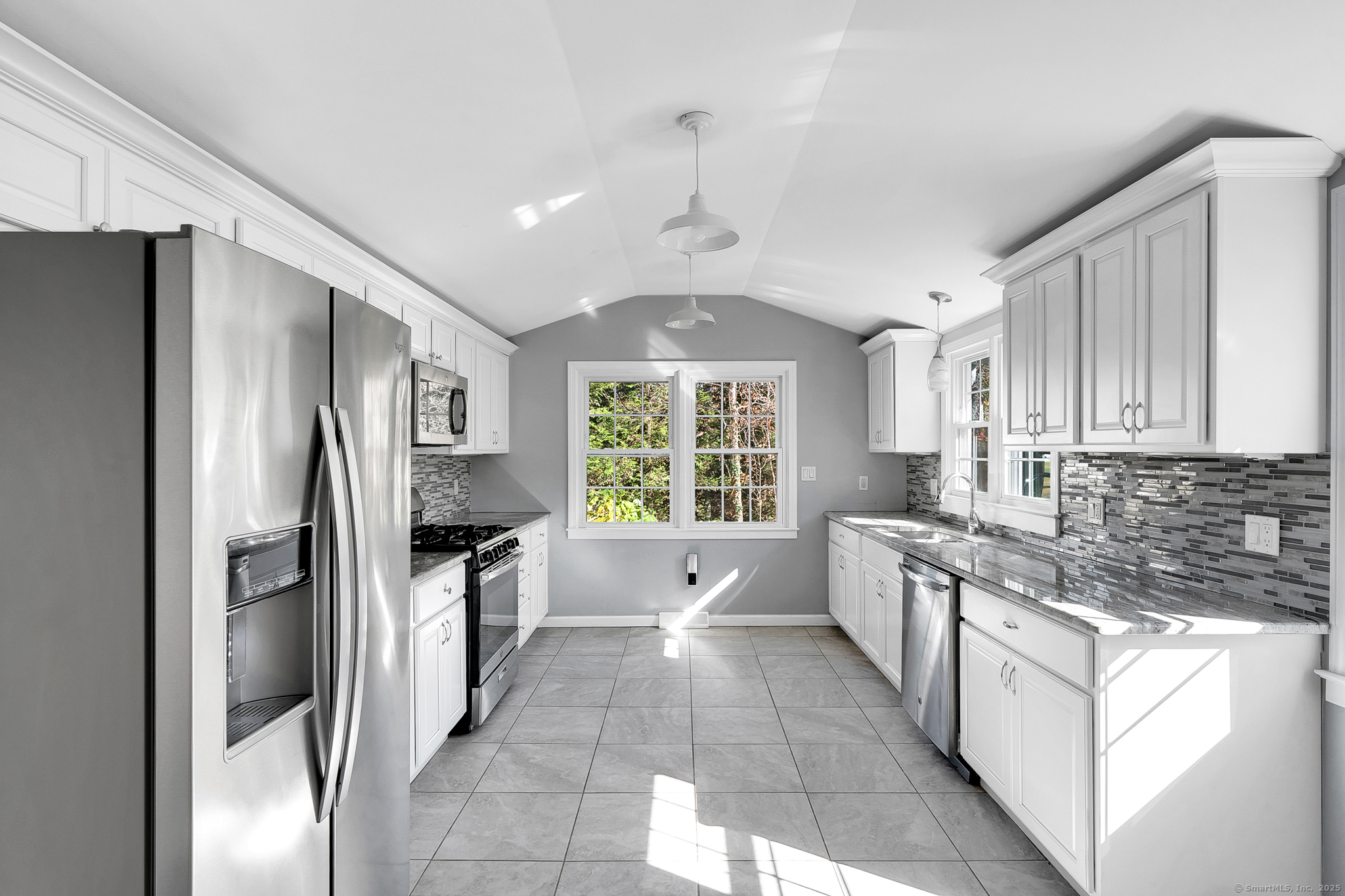 1616 Middletown Avenue