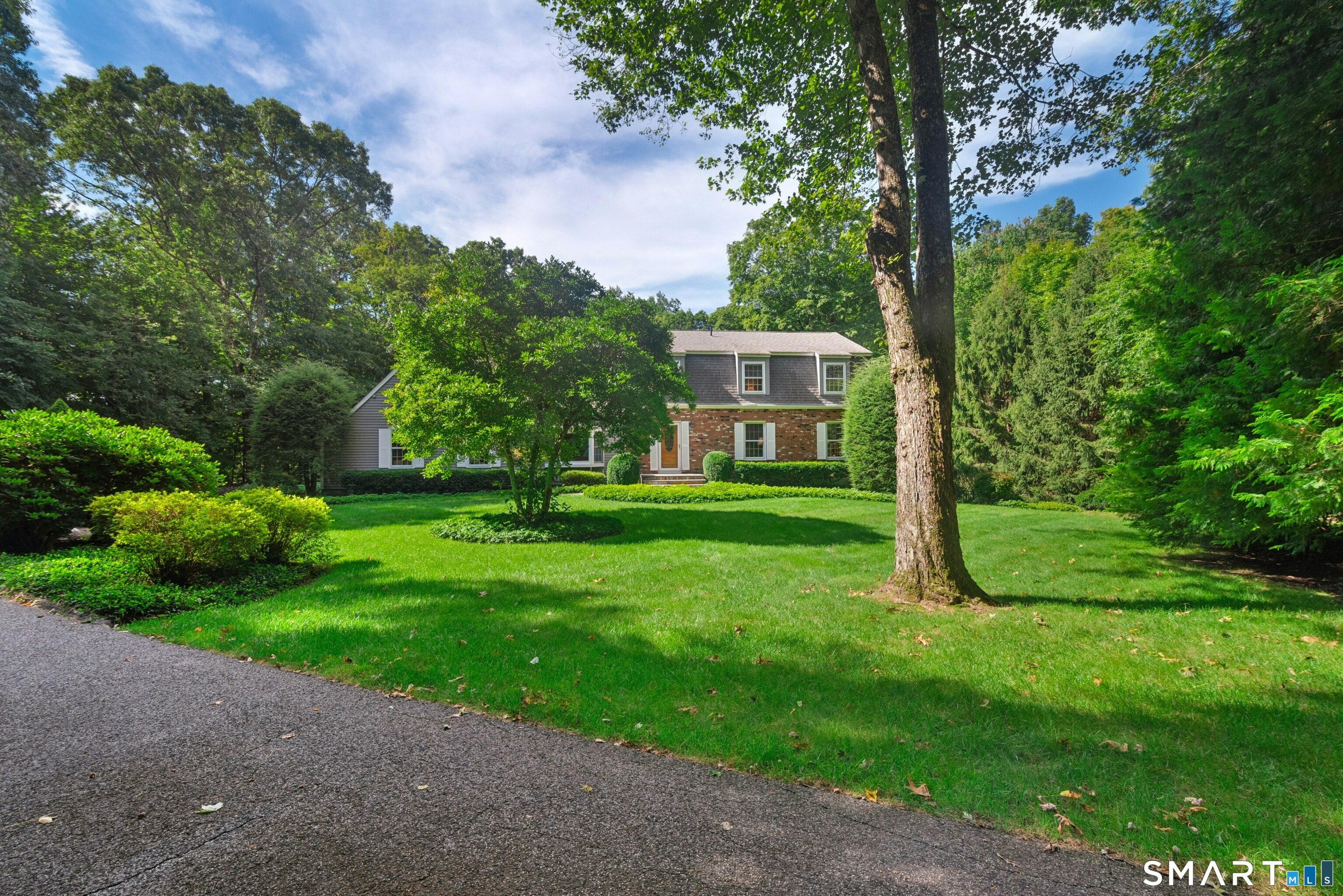 22 Deacon Abbott Lane South