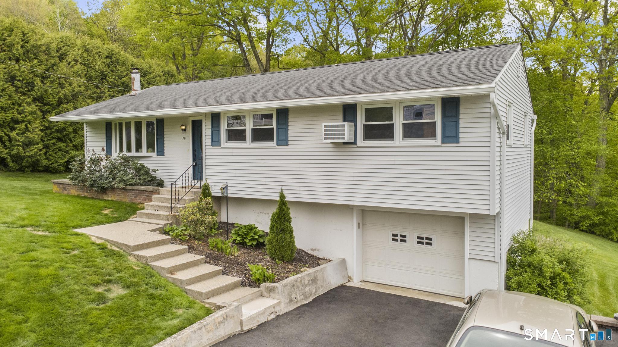 79 Forestview Drive