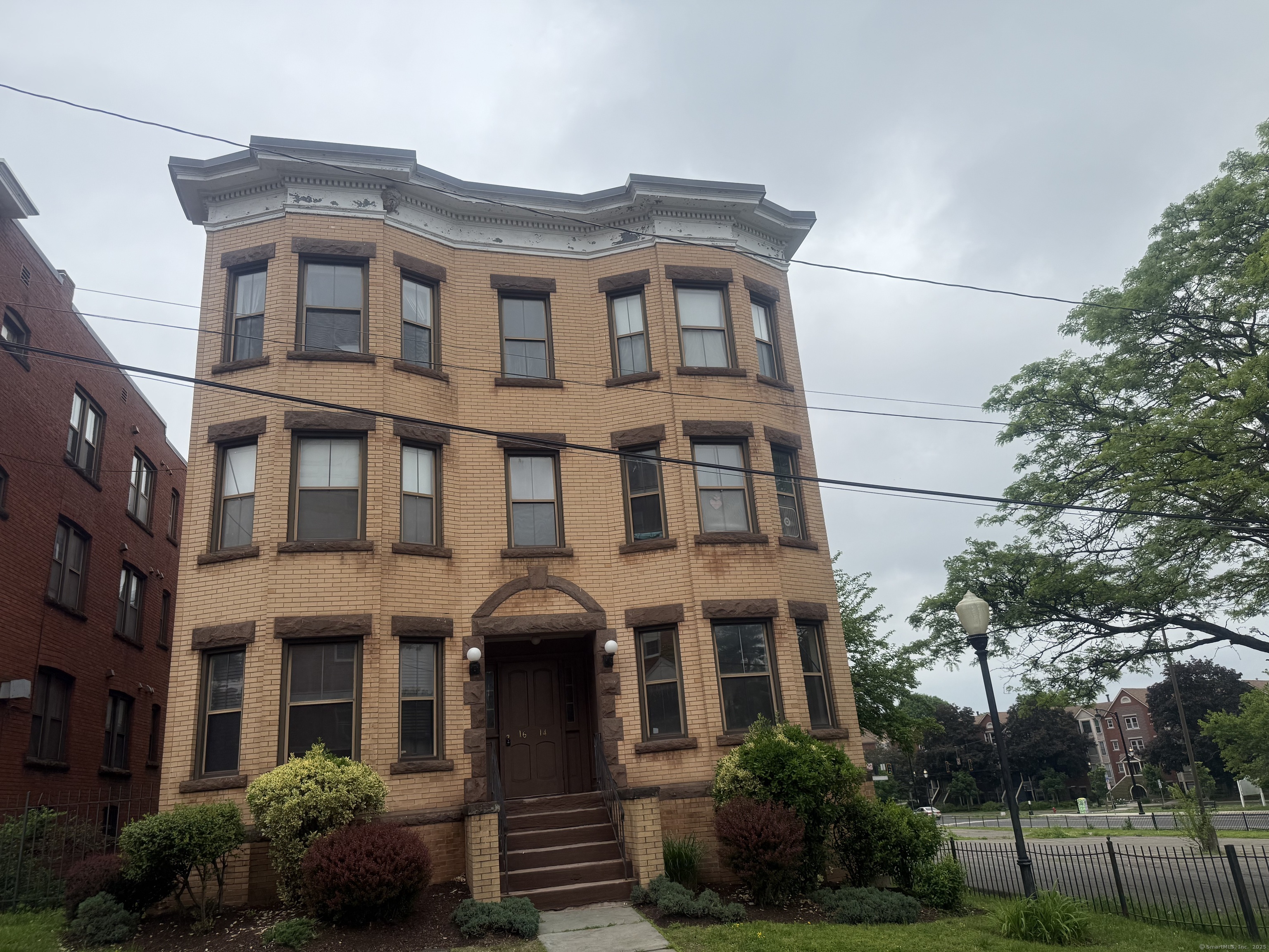 16 Essex Street #5D, Hartford, Connecticut image 1