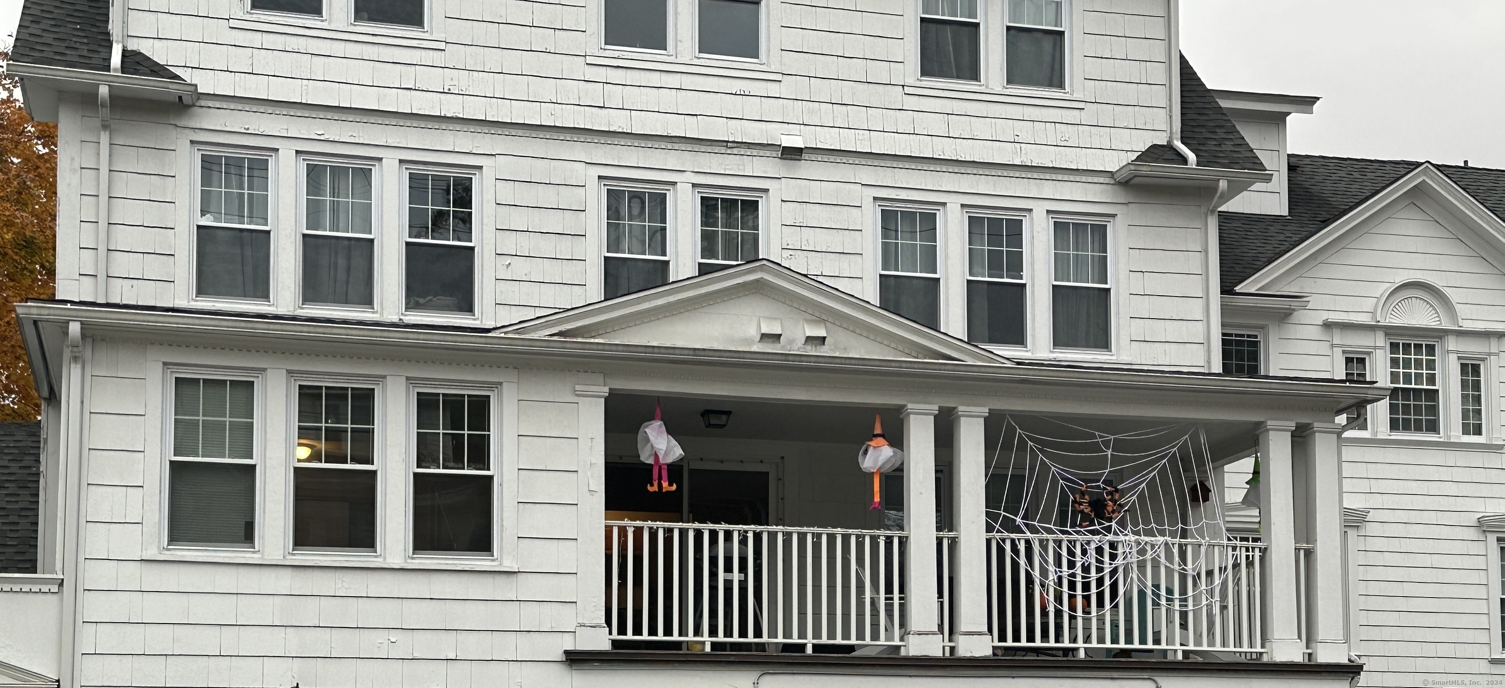 Rental Property at 6769 S Main Street, Branford, Connecticut - Bedrooms: 2 
Bathrooms: 1 
Rooms: 4  - $1,995 MO.