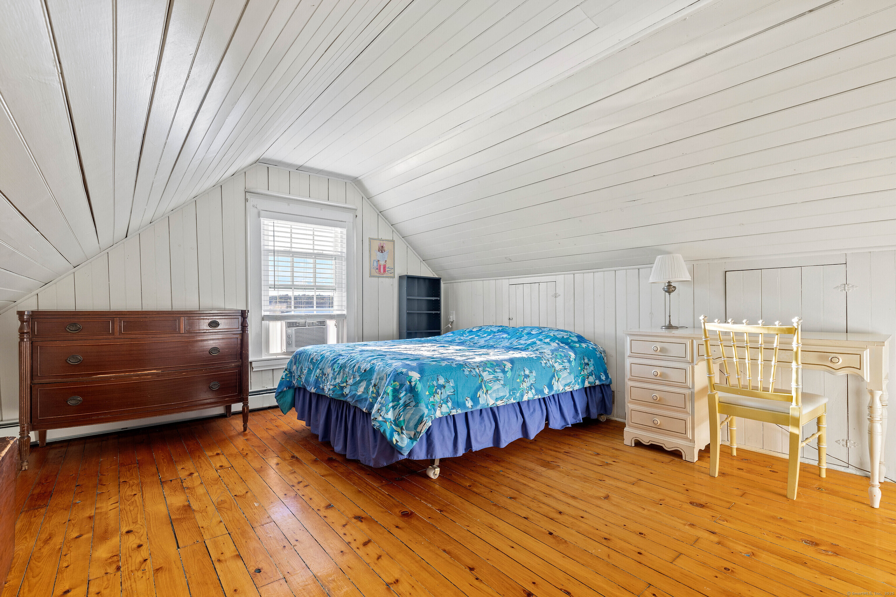 218 N Water Street, Stonington, Connecticut image 30