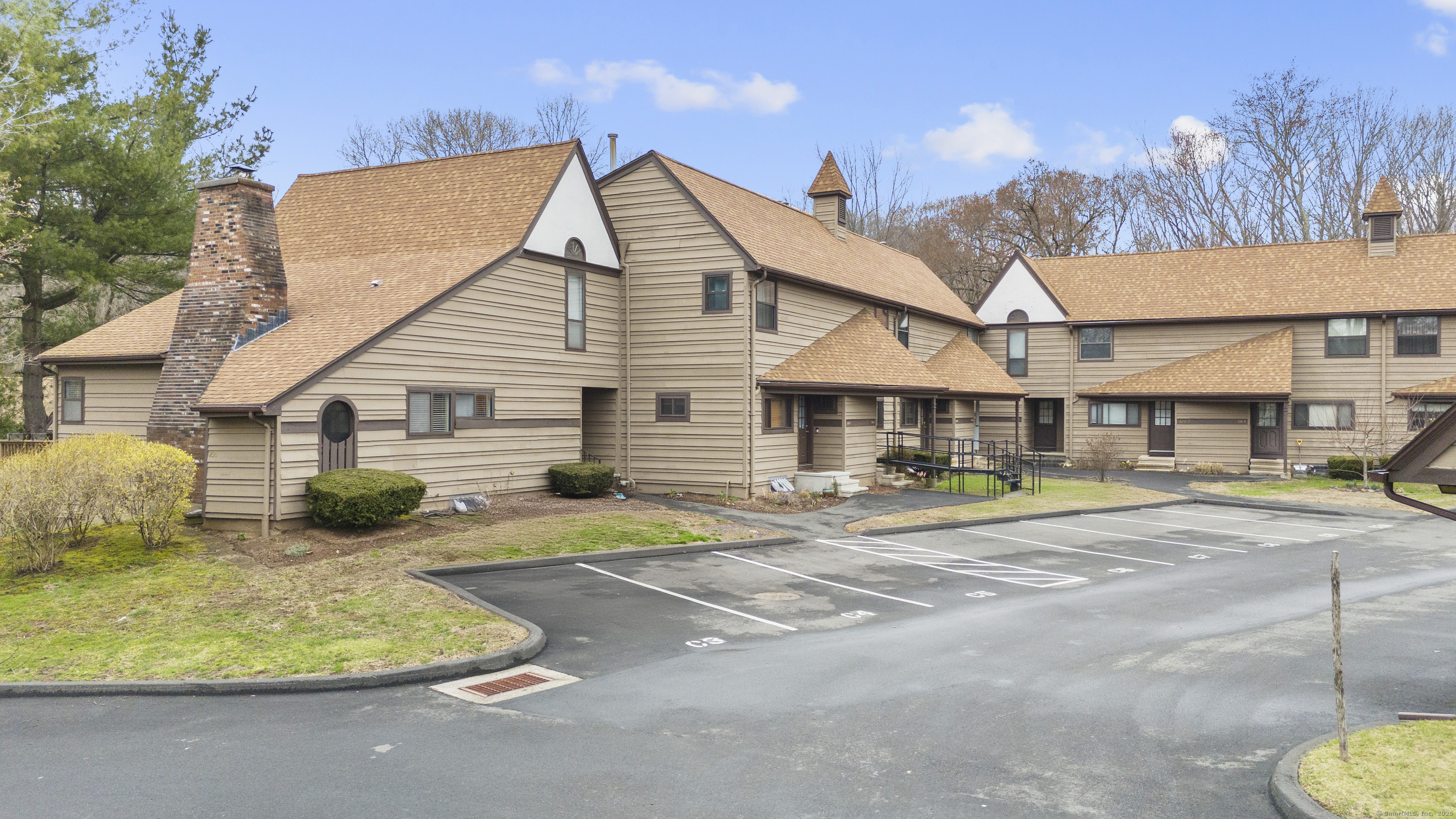 230 Thompson Street #301, East Haven, Connecticut image 3