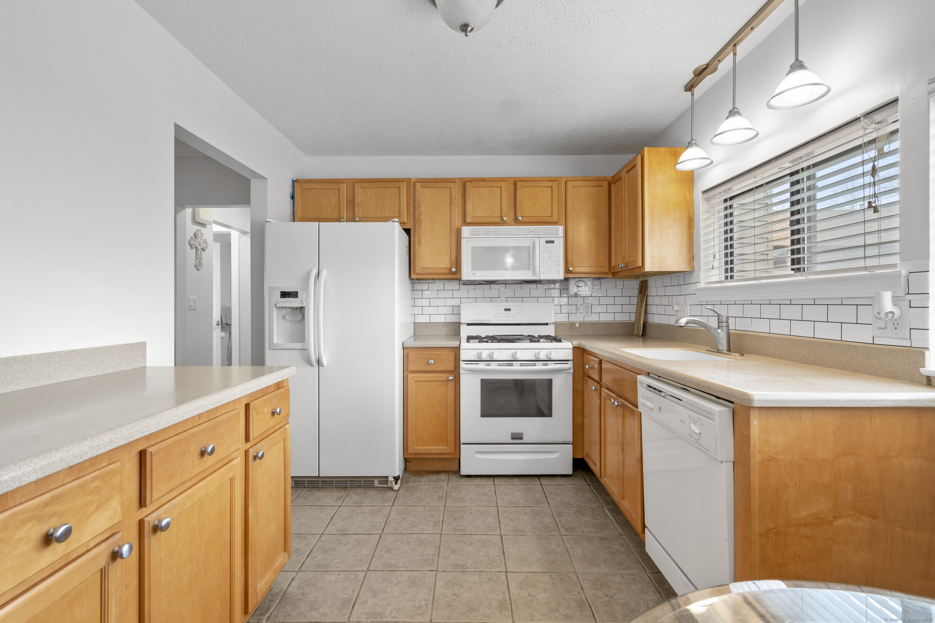 230 Thompson Street #301, East Haven, Connecticut image 5