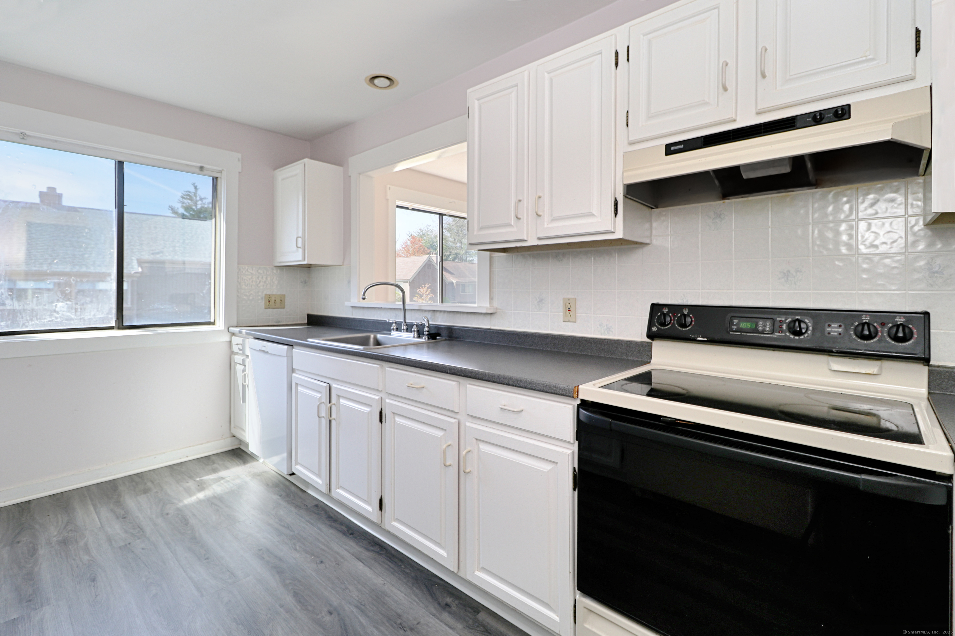 607 Cherokee Lane #A, Stratford, Connecticut image 15