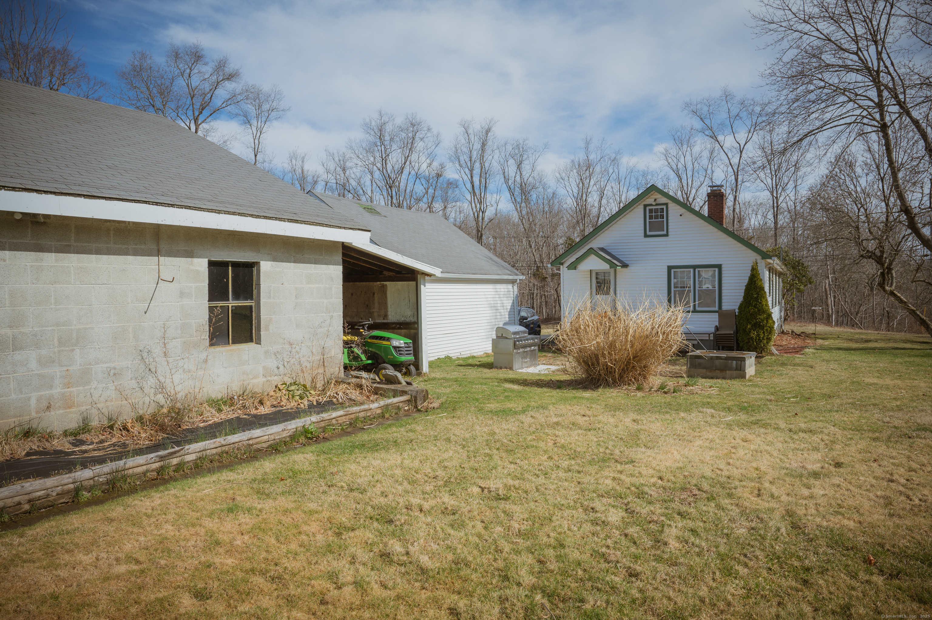 1862 Long Hill Road, Guilford, Connecticut image 32
