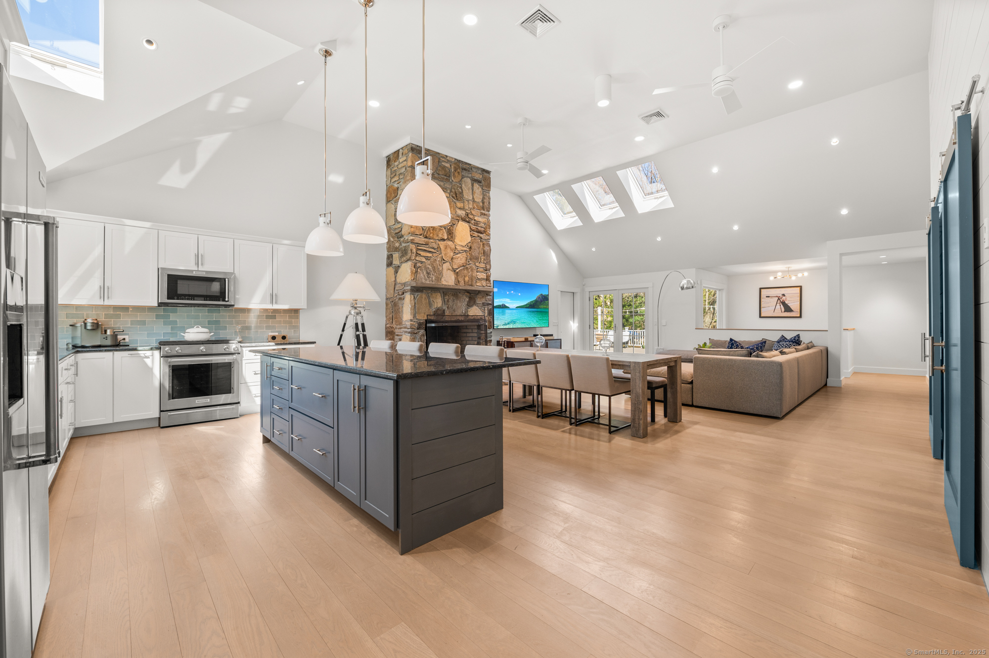 Rental Property at Quarry Road, Stonington, Connecticut - Bedrooms: 3 
Bathrooms: 3 
Rooms: 9  - $18,000 MO.