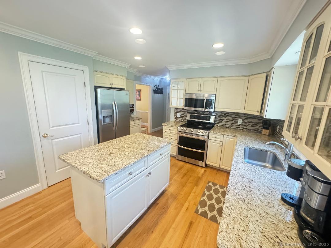 598 Nichols Avenue, Stratford, Connecticut image 9