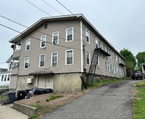 32 Greenwood Street Naugatuck CT 06770