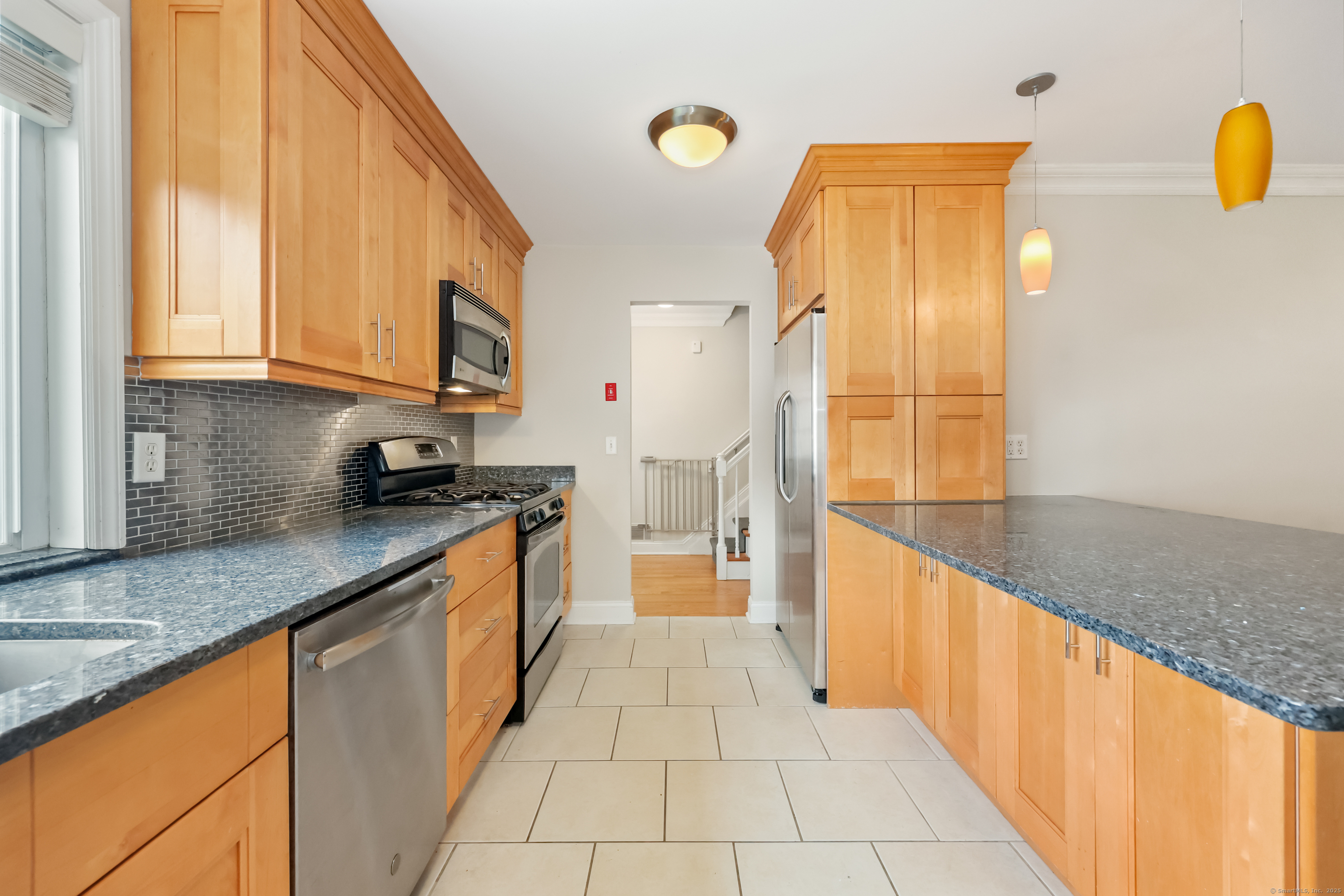 75 Cos Cob Avenue APT 10