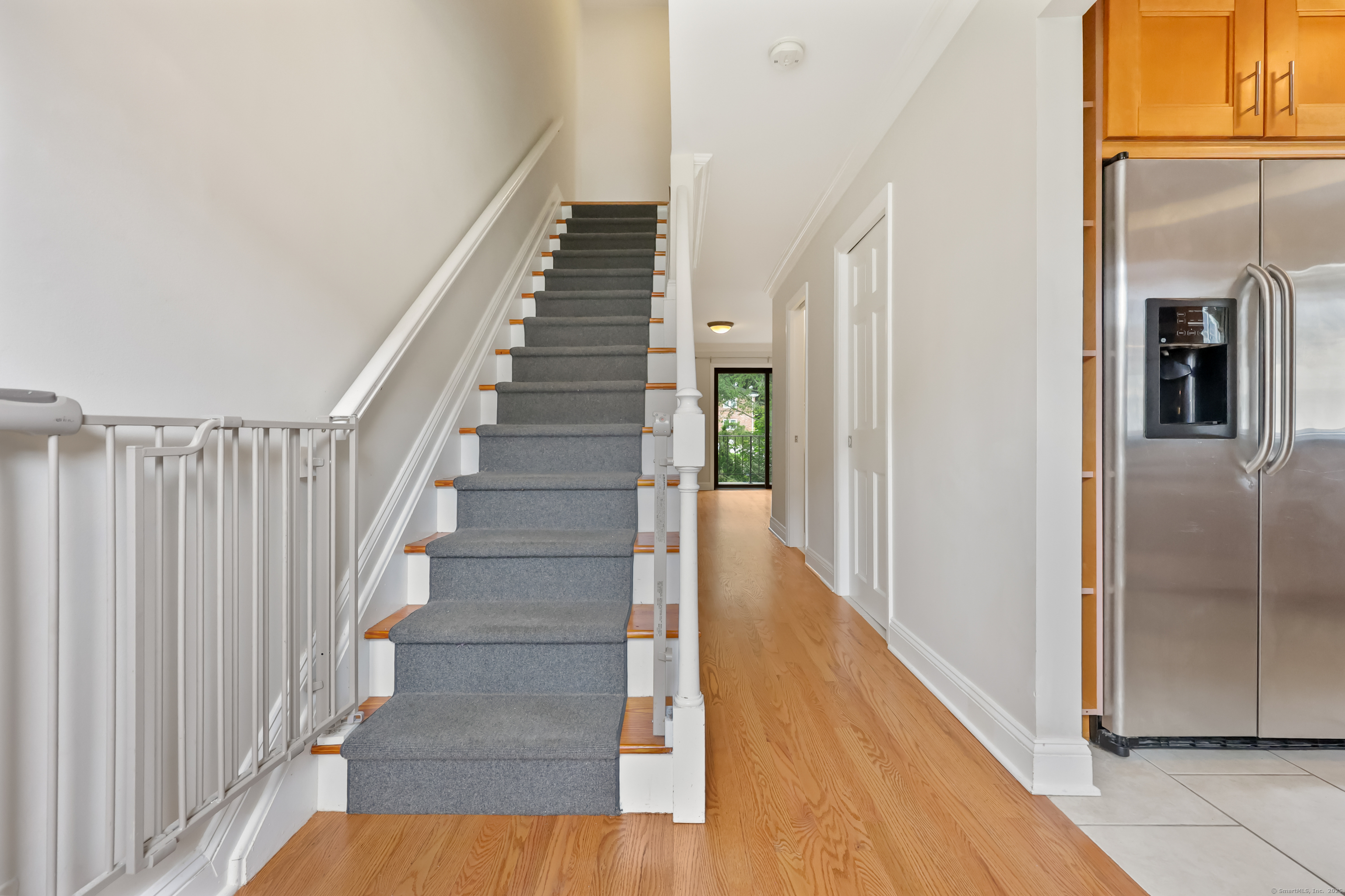 75 Cos Cob Avenue APT 10