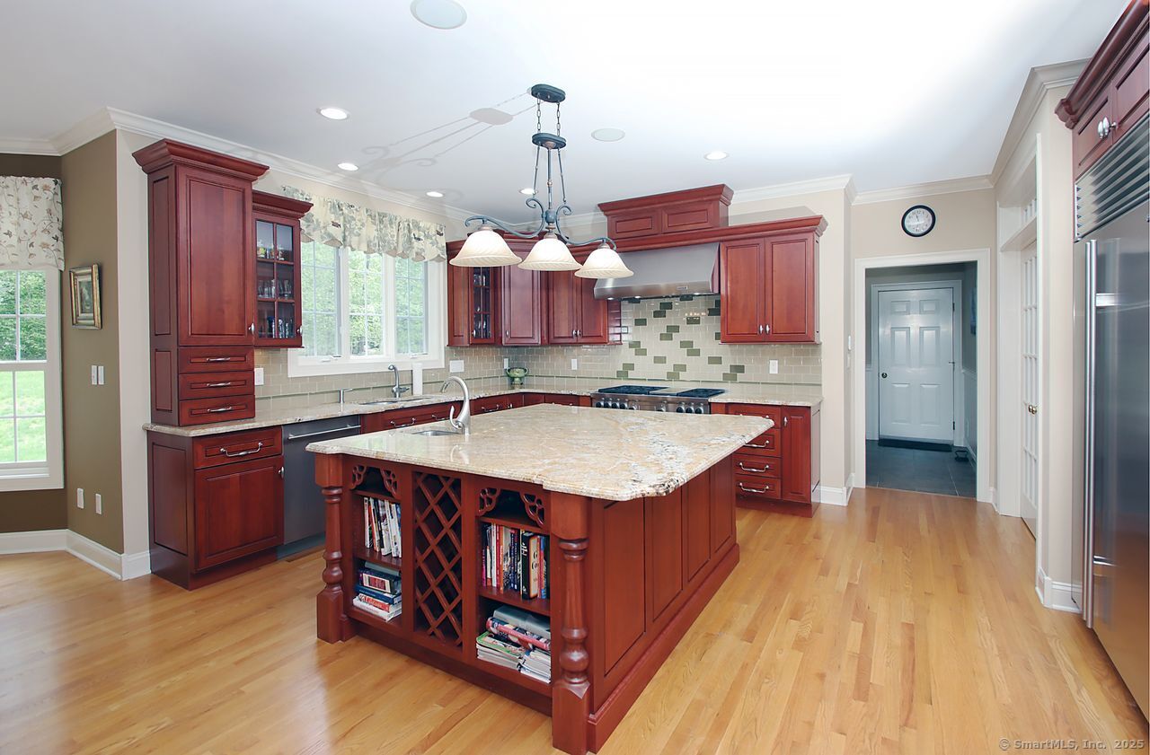 45 Edwin Court, Guilford, Connecticut image 4
