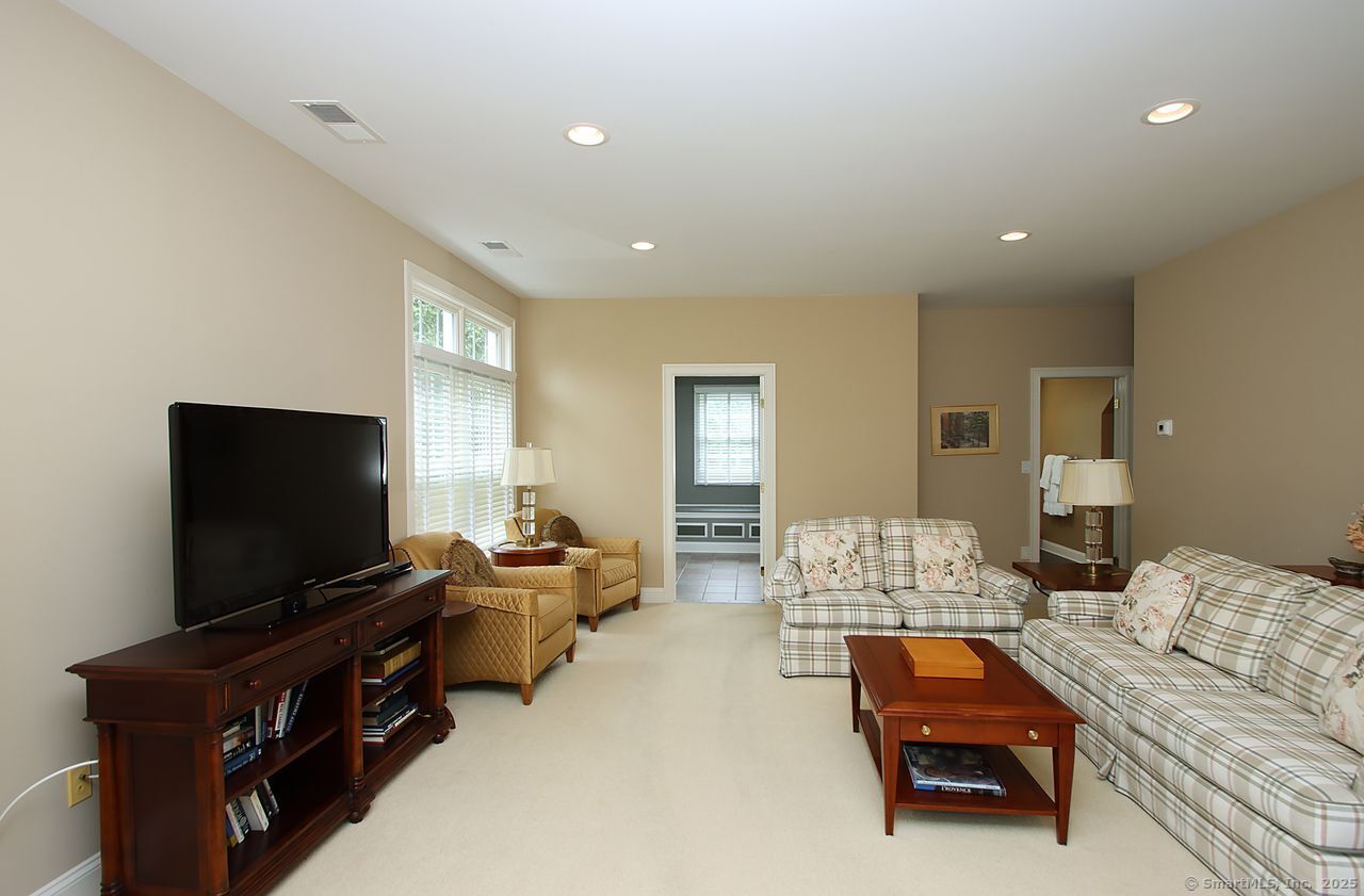 45 Edwin Court, Guilford, Connecticut image 15