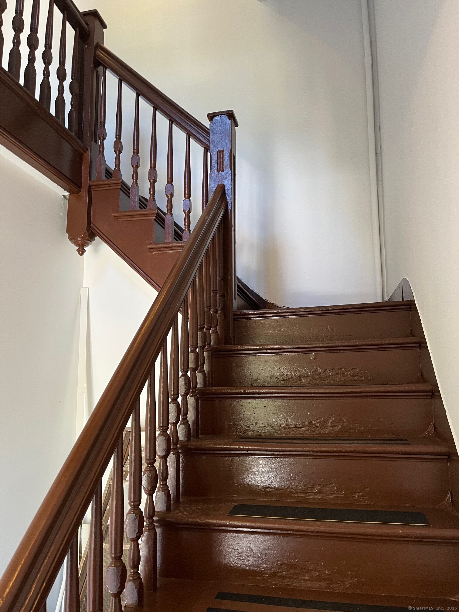 99 North Whittlesey Avenue