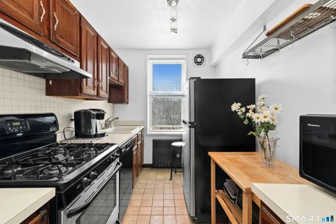 Tiny photo for 7 4th Street #3C, Stamford, CT 06905 (MLS # 24163358)