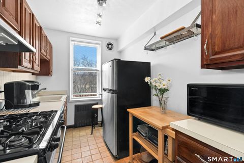 Tiny photo for 7 4th Street #3C, Stamford, CT 06905 (MLS # 24163358)