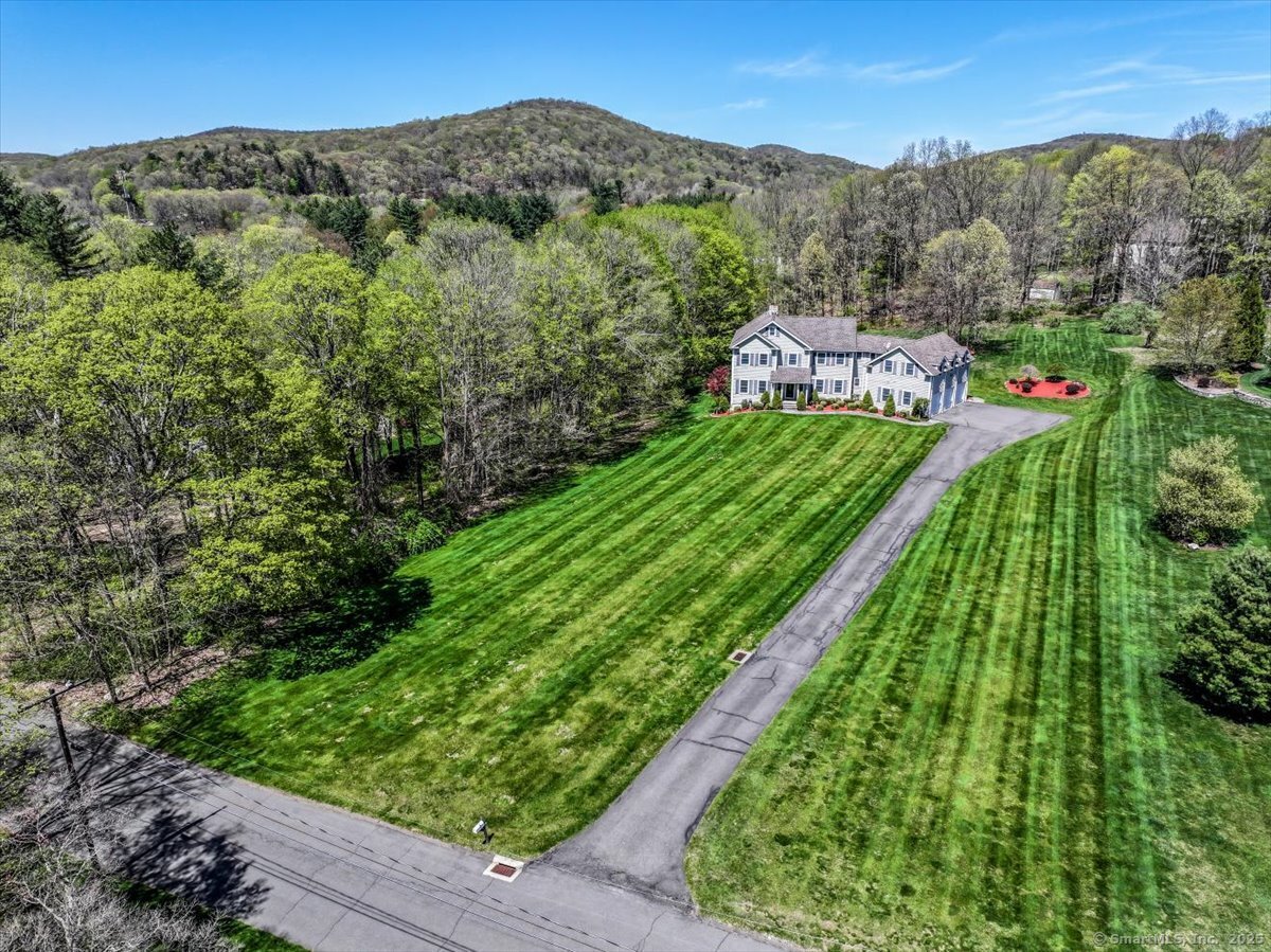 6 E Starrs Plain Road, Danbury, Connecticut image 1