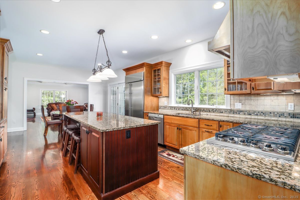 6 E Starrs Plain Road, Danbury, Connecticut image 9