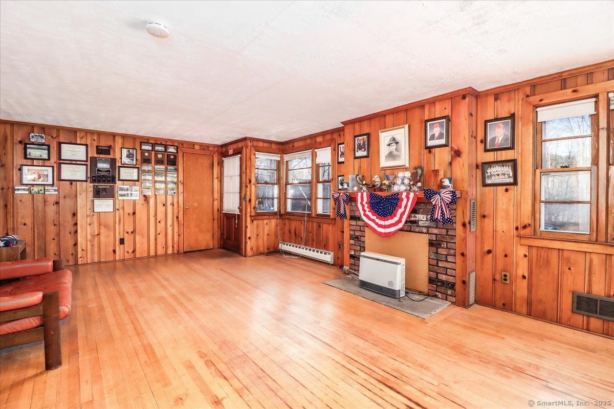 377 Kent Road, New Milford, Connecticut image 9