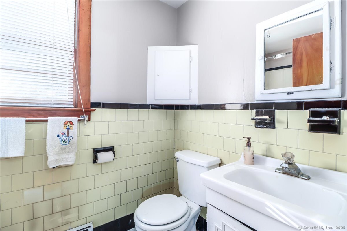 377 Kent Road, New Milford, Connecticut image 25
