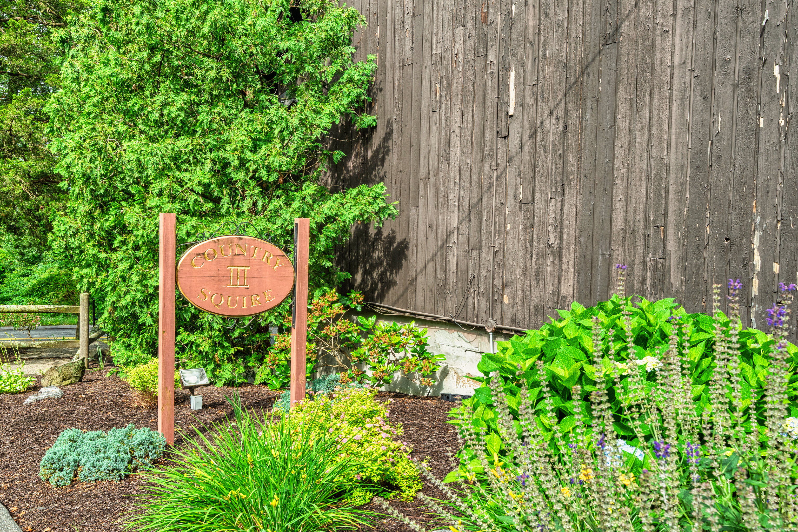 15G Country Squire Drive 15G