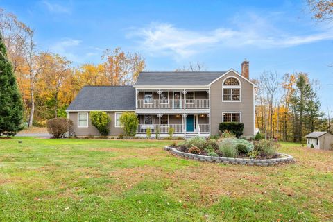 Photo of 15 Deer Run Road, Watertown, CT 06795 (MLS # 24130326)