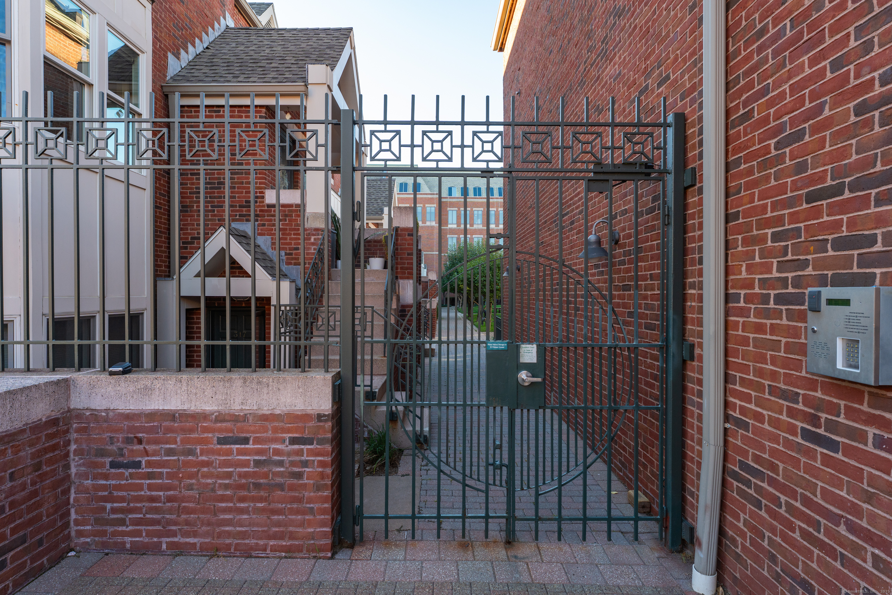 95 Audubon Street 49