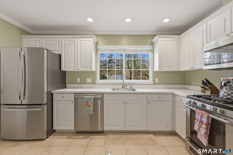 Tiny photo for 40 Oenoke Place #APT 13, Stamford, CT 06907 (MLS # 24155766)