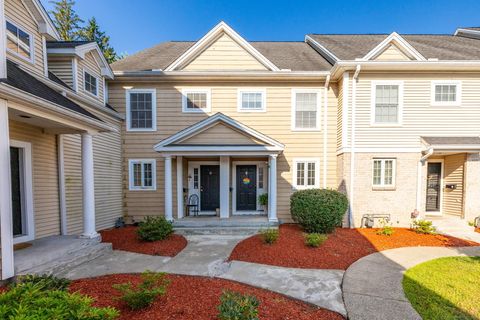 Photo of 37 Alden Street #APT S, Hartford, CT 06114 (MLS # 24124154)
