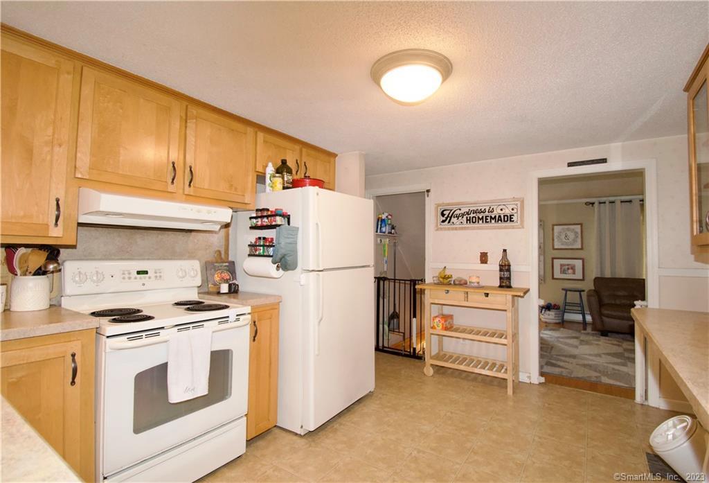Photo 8 of 28 of 11 Wilstar Circle house