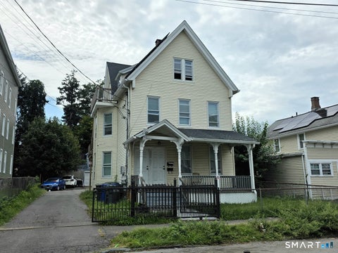 Tiny photo for 979-981 Hancock Avenue #3, Bridgeport, CT 06605 (MLS # 24208870)
