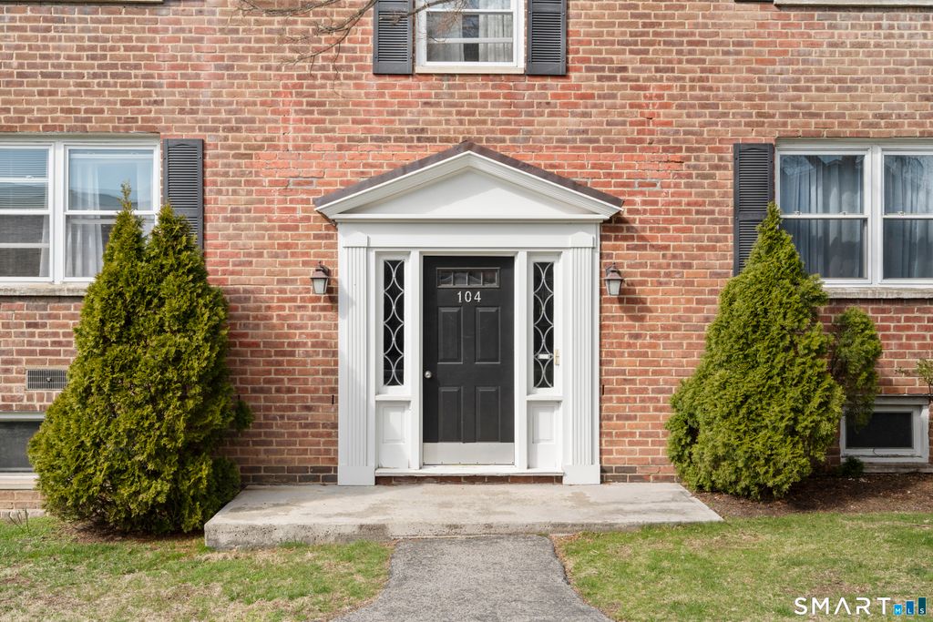 Photo of 104 Strawberry Hill Avenue #1, Stamford, CT 06902 (MLS # 24161683)