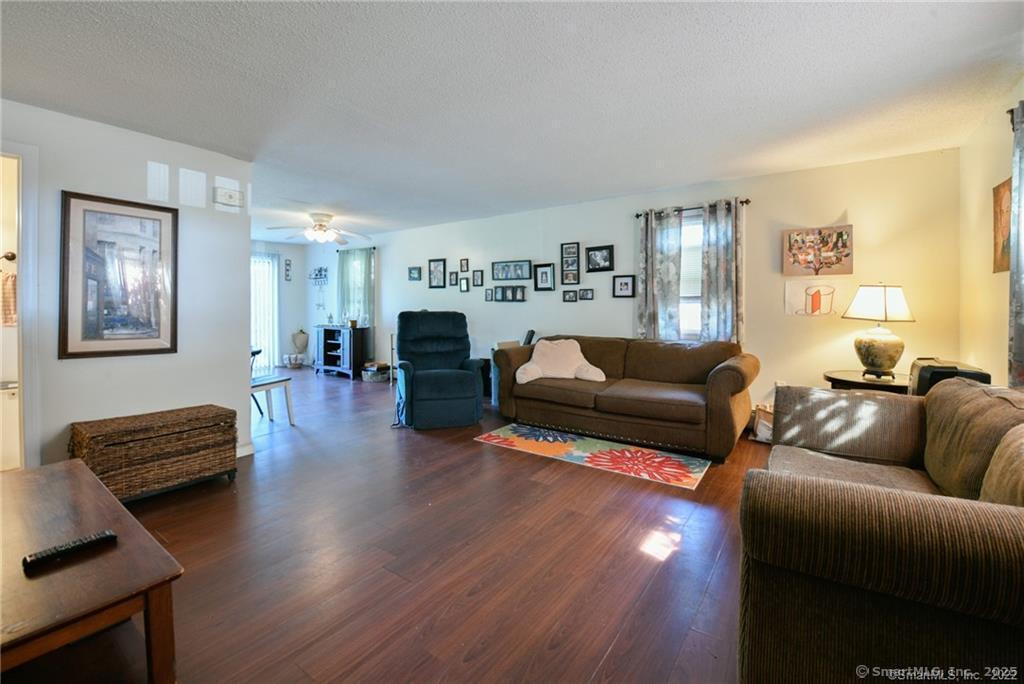 245 Cherry Avenue #B16, Watertown, Connecticut image 4
