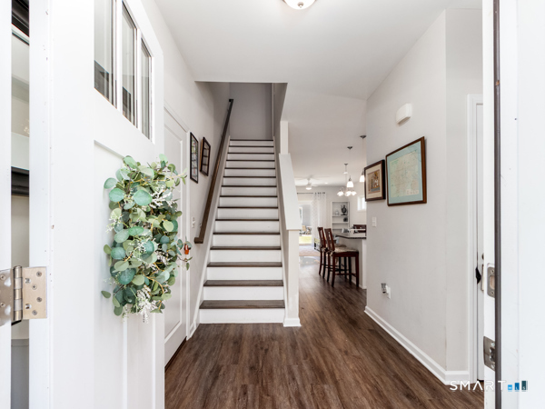28 South Lakeside Drive 28