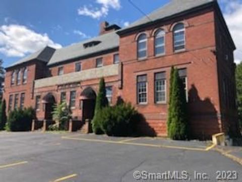327 Laurel Hill Avenue Norwich CT 06360