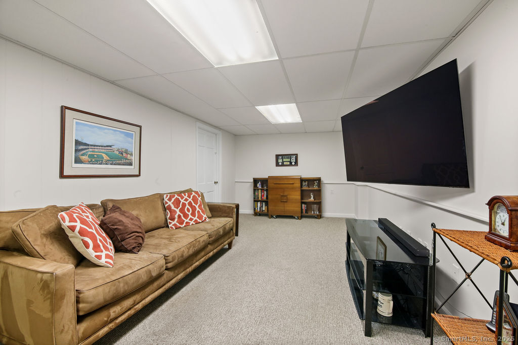 7 Glenn Hollow Lane, Simsbury, Connecticut image 28