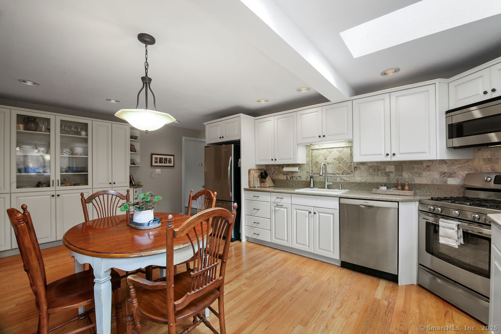 7 Glenn Hollow Lane, Simsbury, Connecticut image 10