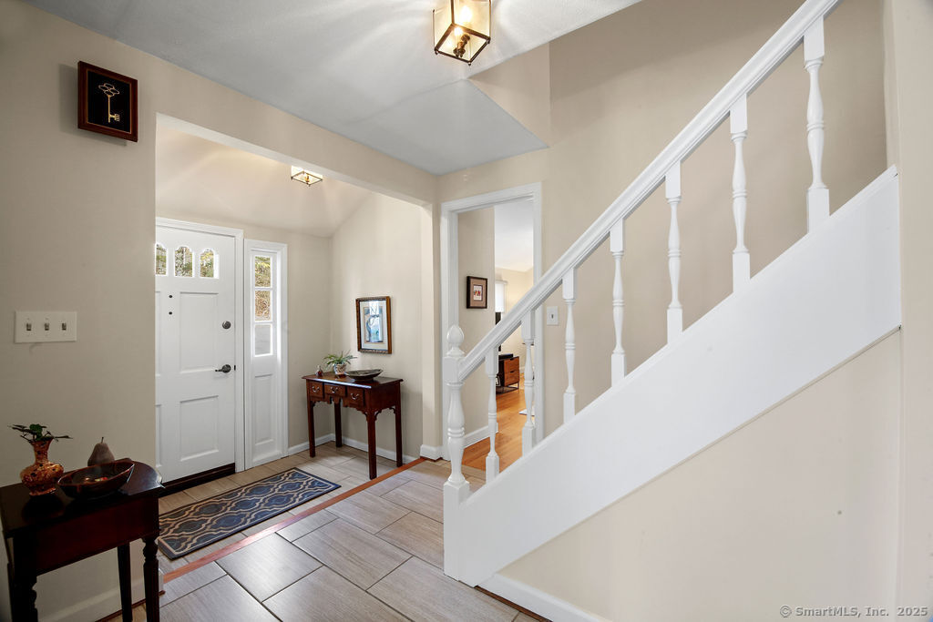 7 Glenn Hollow Lane, Simsbury, Connecticut image 4