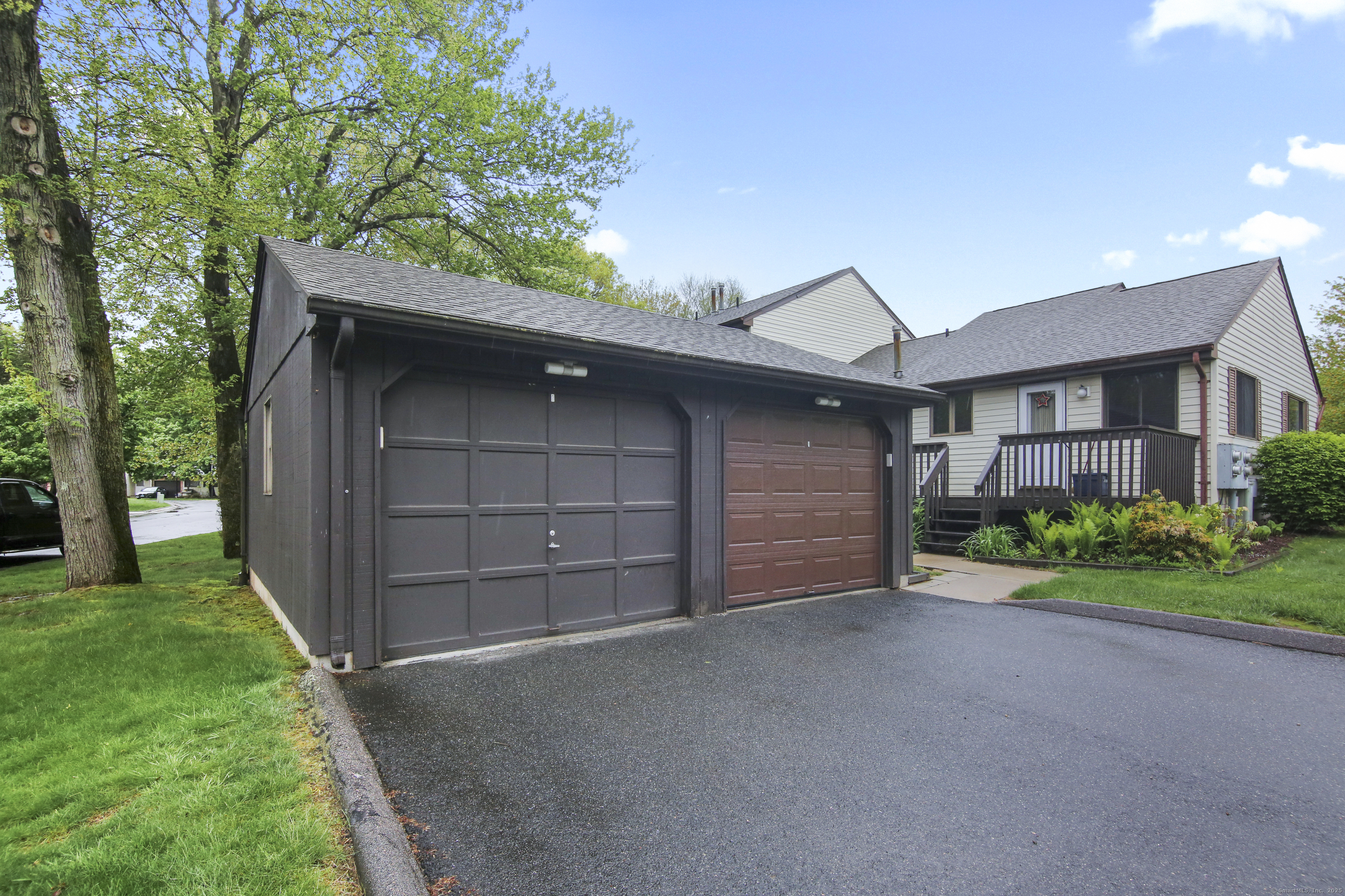 62 Oak Forest Drive #6-2, Manchester, Connecticut image 2