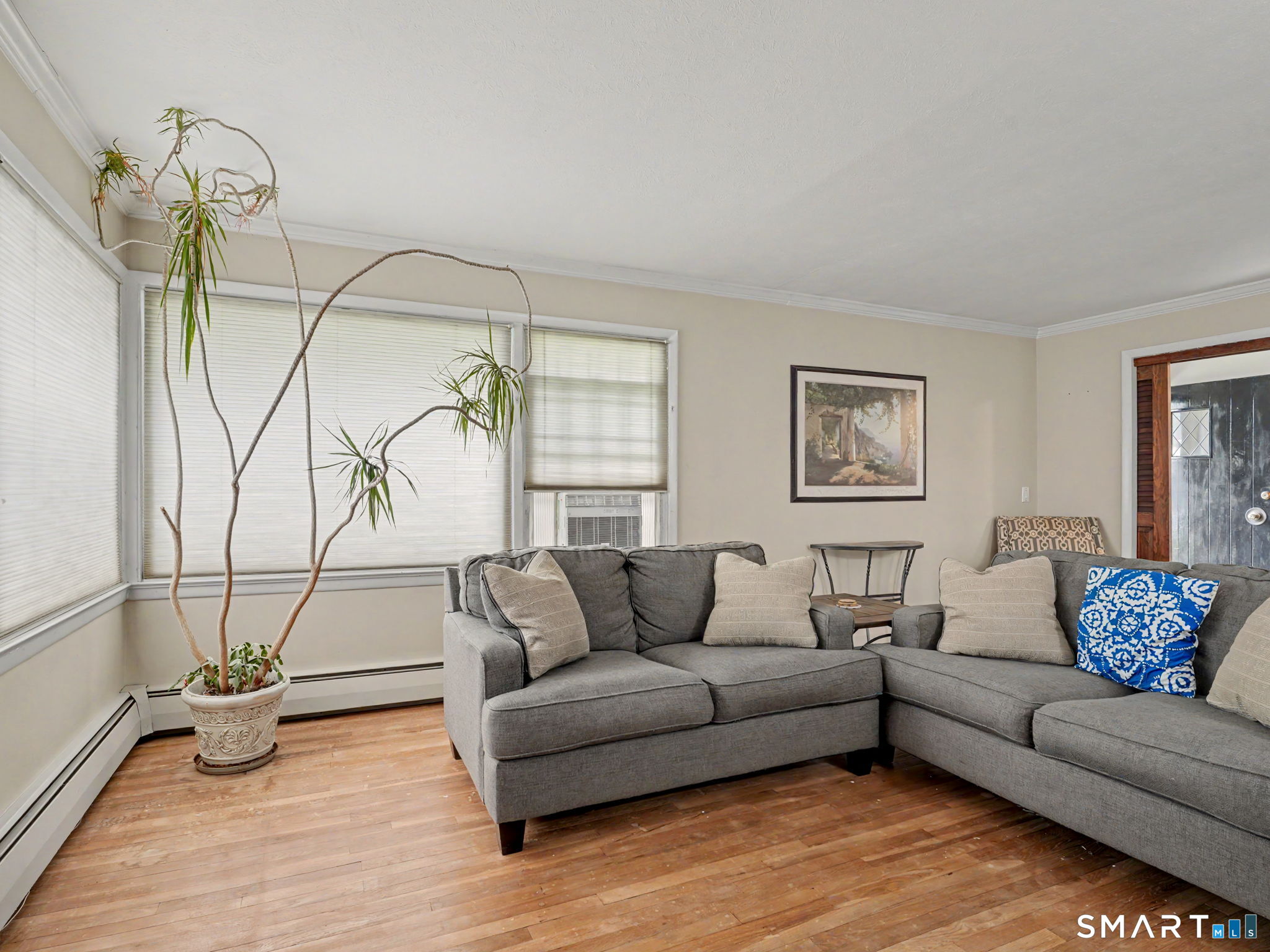 25 Elgin Avenue