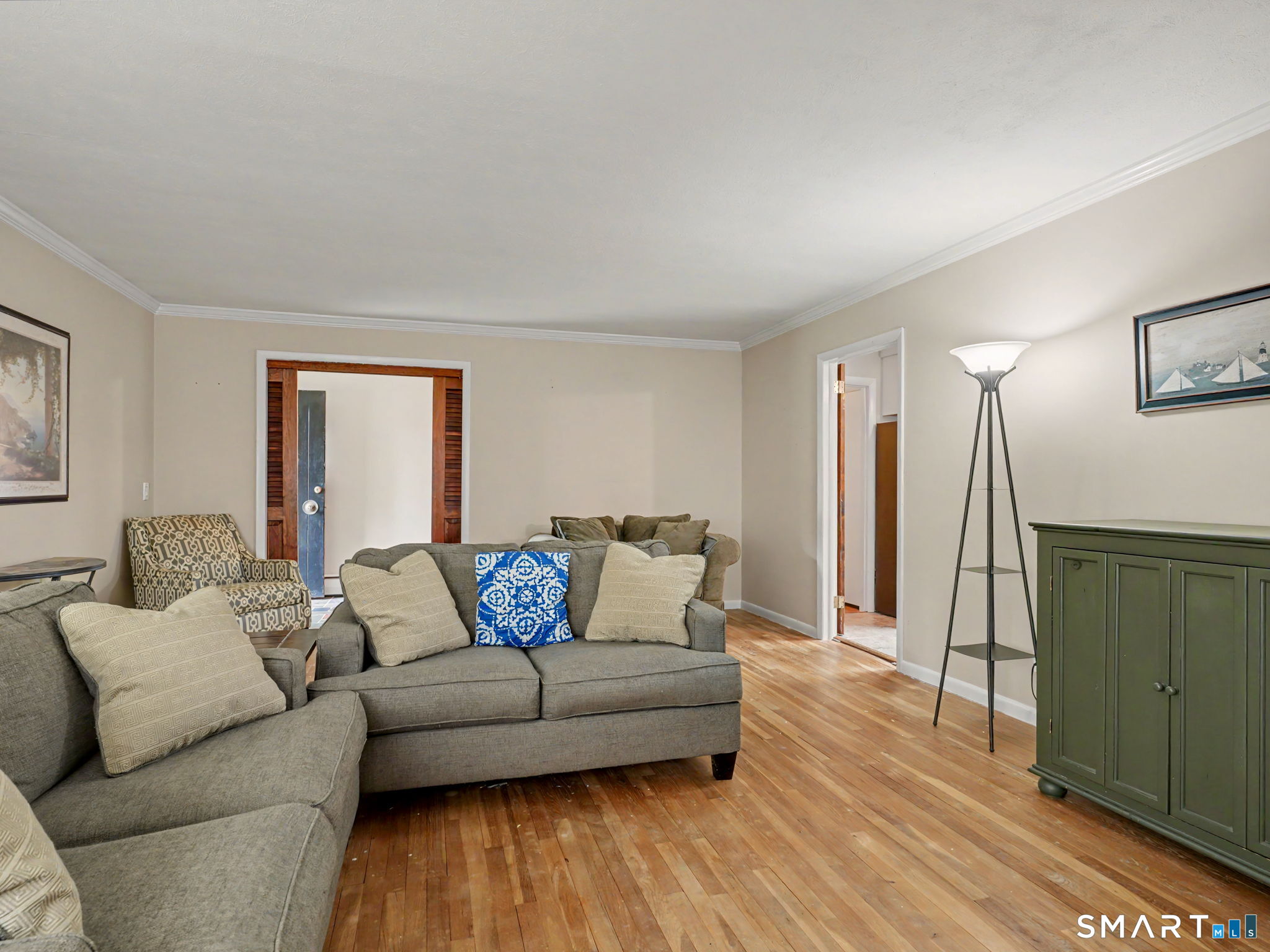 25 Elgin Avenue