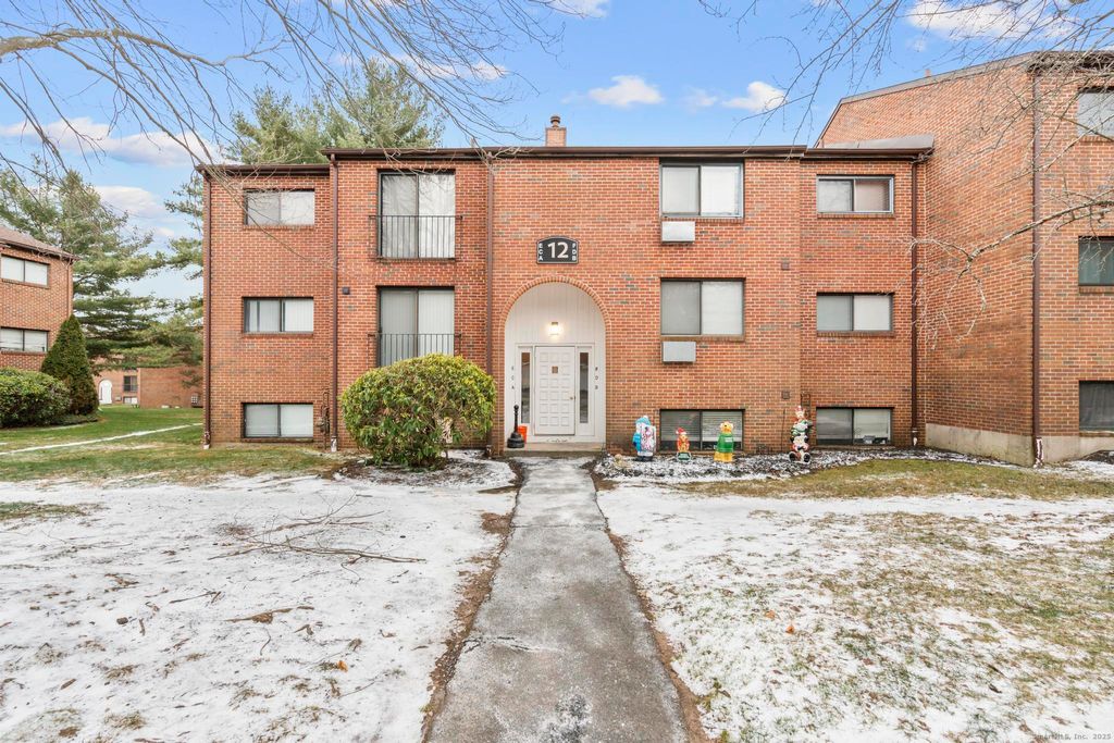 Photo of 500 Darling Street #12A, Southington, CT 06489 (MLS # 24143718)