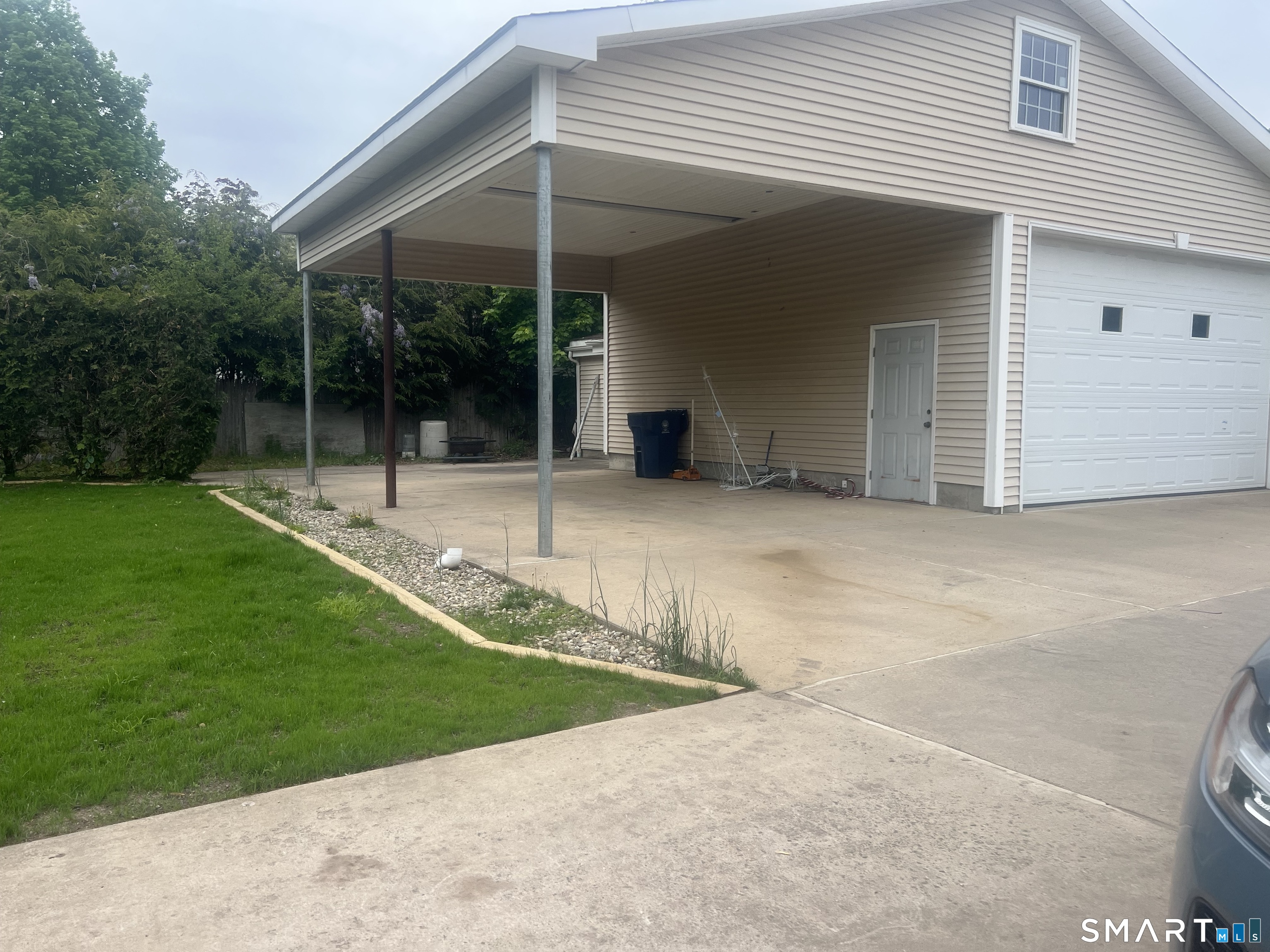 79 Farmington Avenue