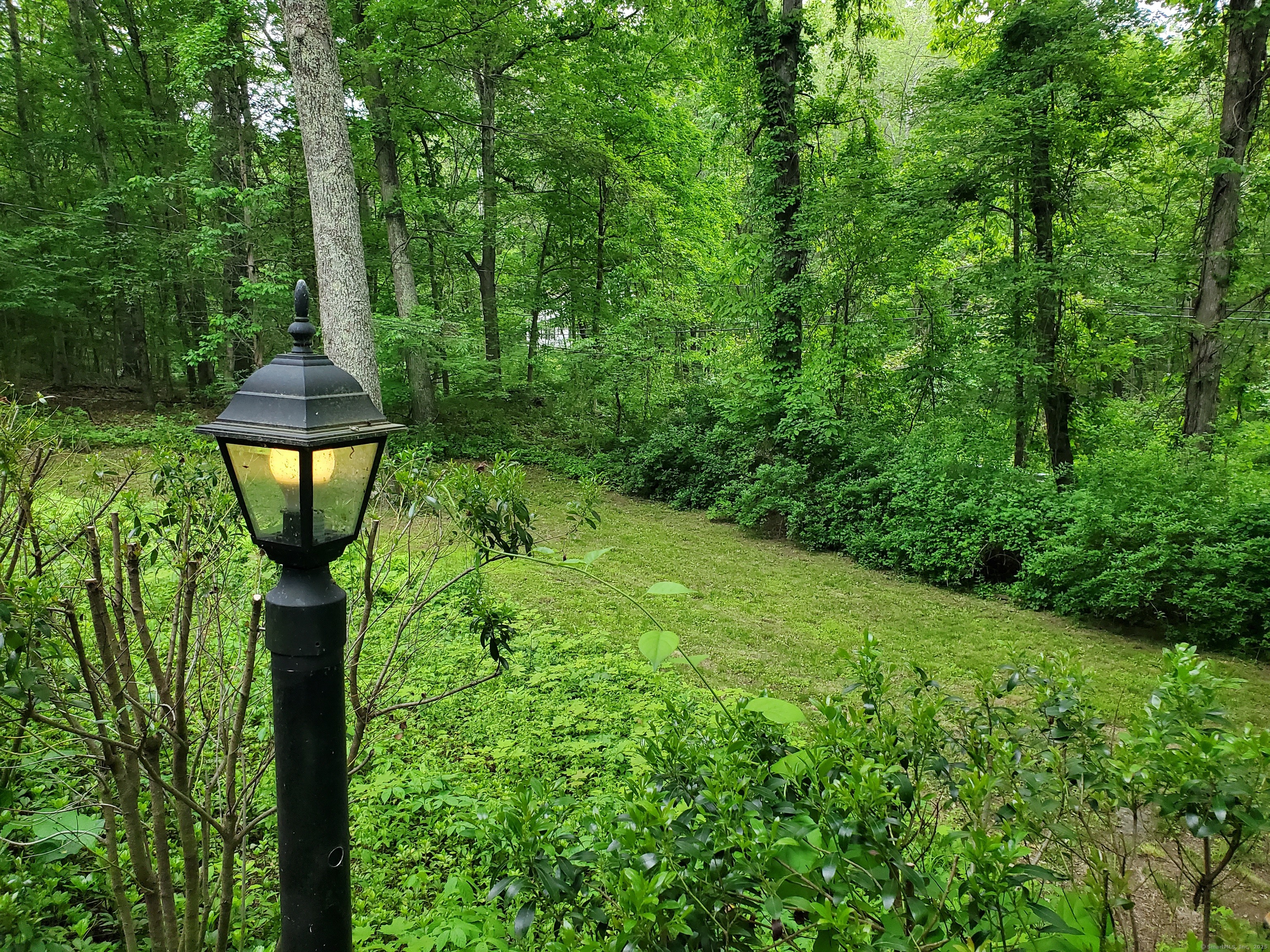 176 Hanover Road, Newtown, Connecticut image 2