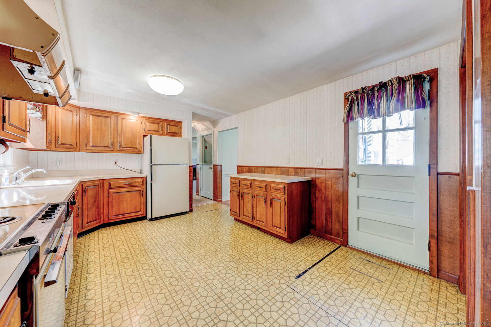 108 Helaine Road, Manchester, Connecticut image 12