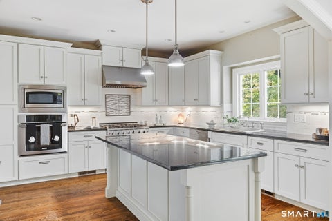 Tiny photo for 5 Ginos Way, Ridgefield, CT 06877 (MLS # 24211185)