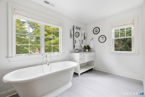 Tiny photo for 5 Ginos Way, Ridgefield, CT 06877 (MLS # 24211185)