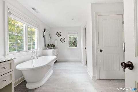 Tiny photo for 5 Ginos Way, Ridgefield, CT 06877 (MLS # 24211185)