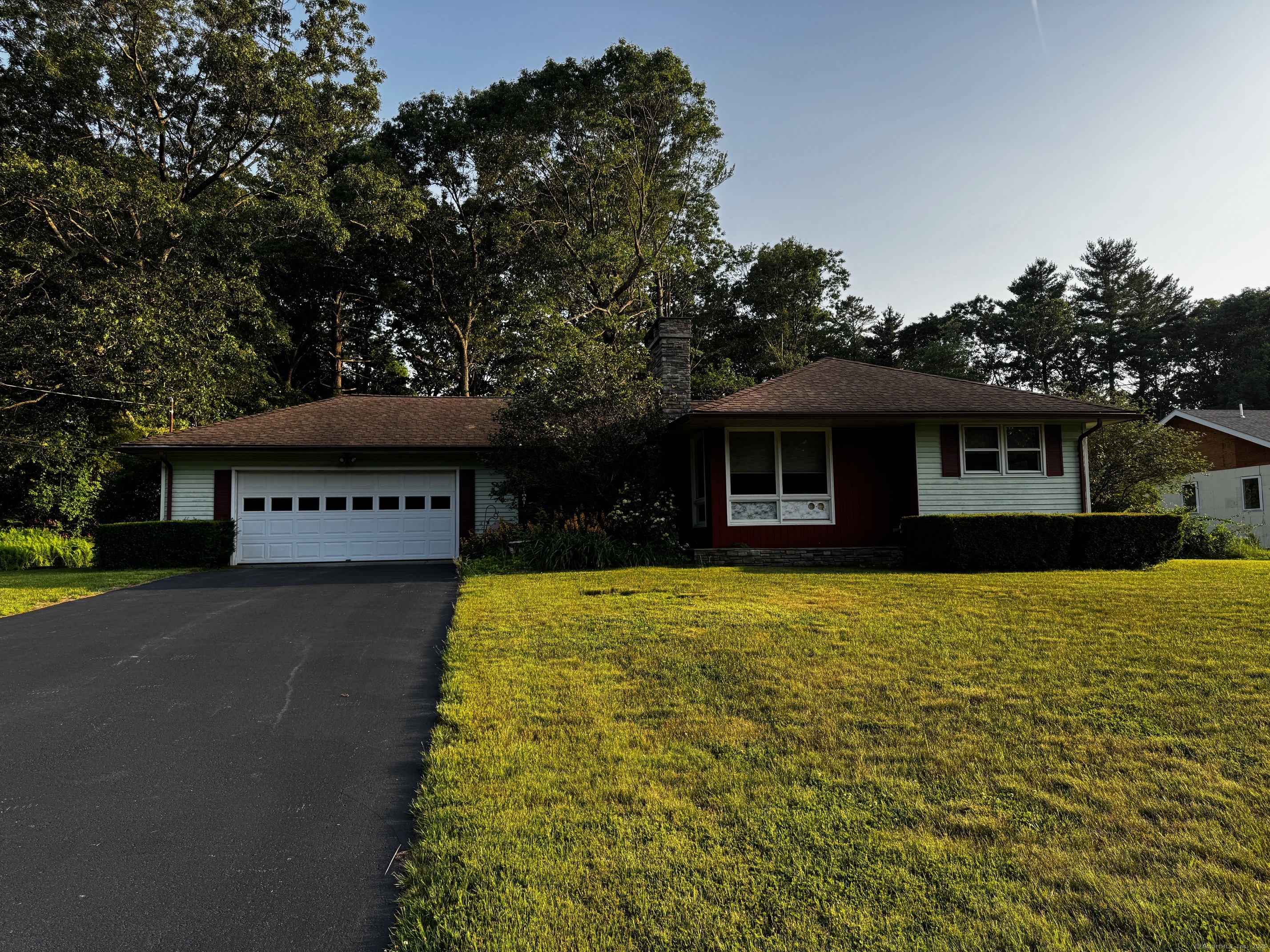 37 Edwardsen Street